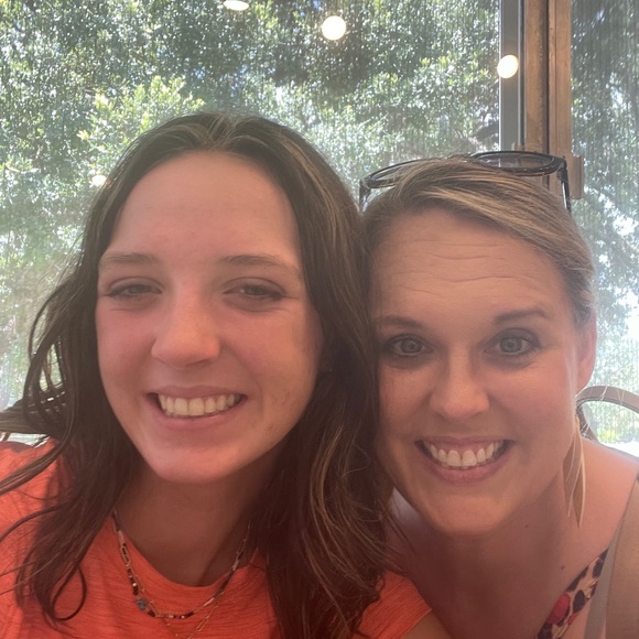 Meet your Posher, Candi - Picture 1 of 1